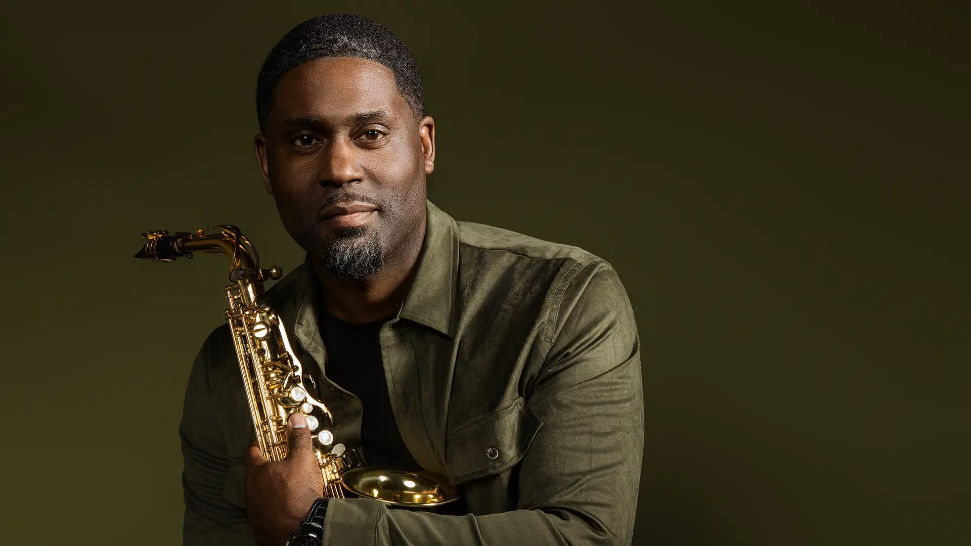 Robert Young, saxophone