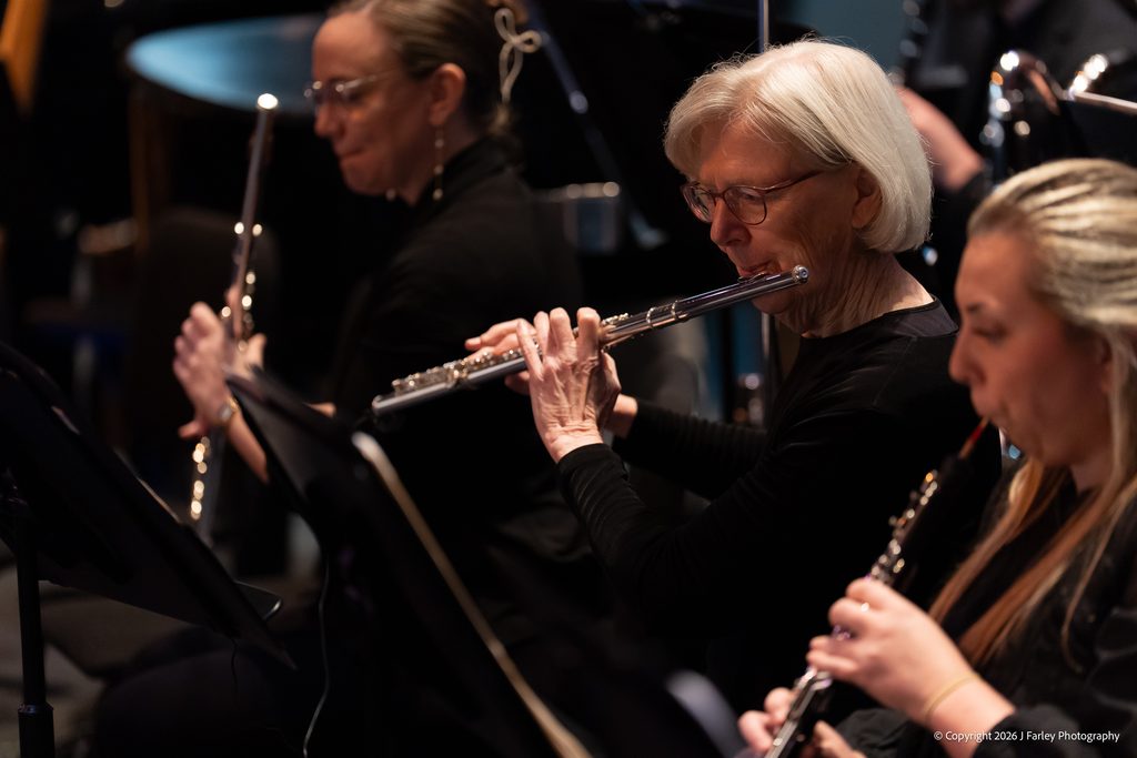 The flutes and oboes of the Symphony